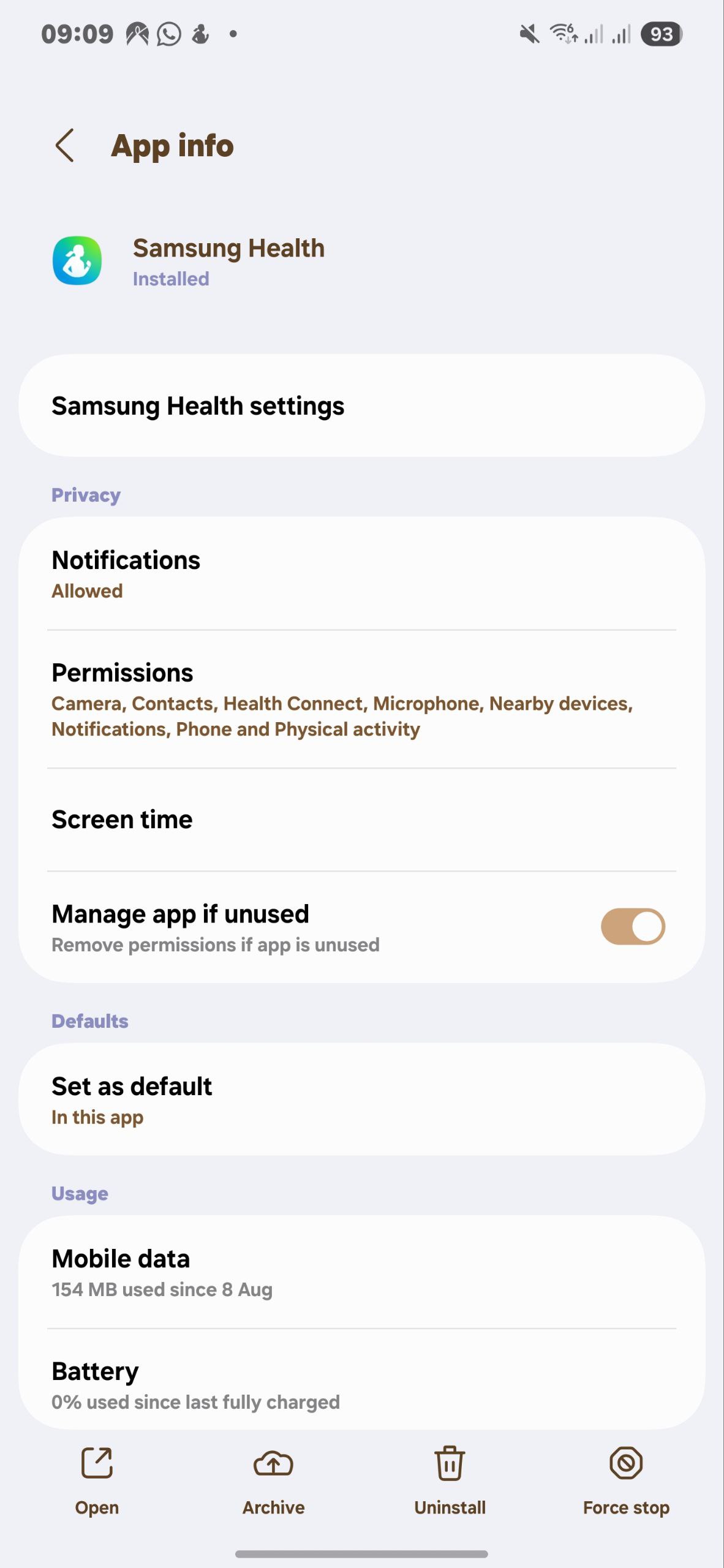 App archive button in One UI 7